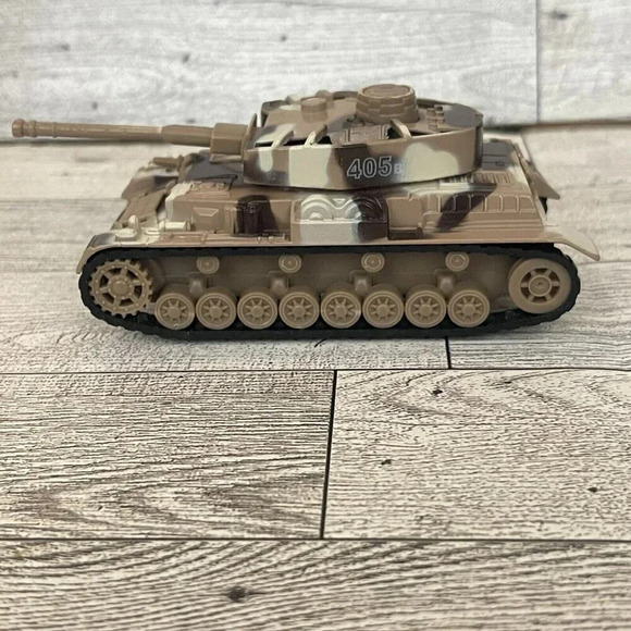 Desert Storm Pullback Power Armored Army Tank Camo #405B Playmaker Toys 4.5" - Picture 3 of 8